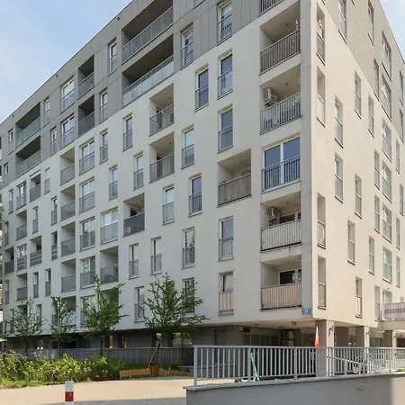 Apartment Bright With Balcony By Renters Warsaw