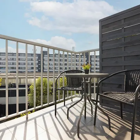 Bright With Balcony By Renters * Warsaw